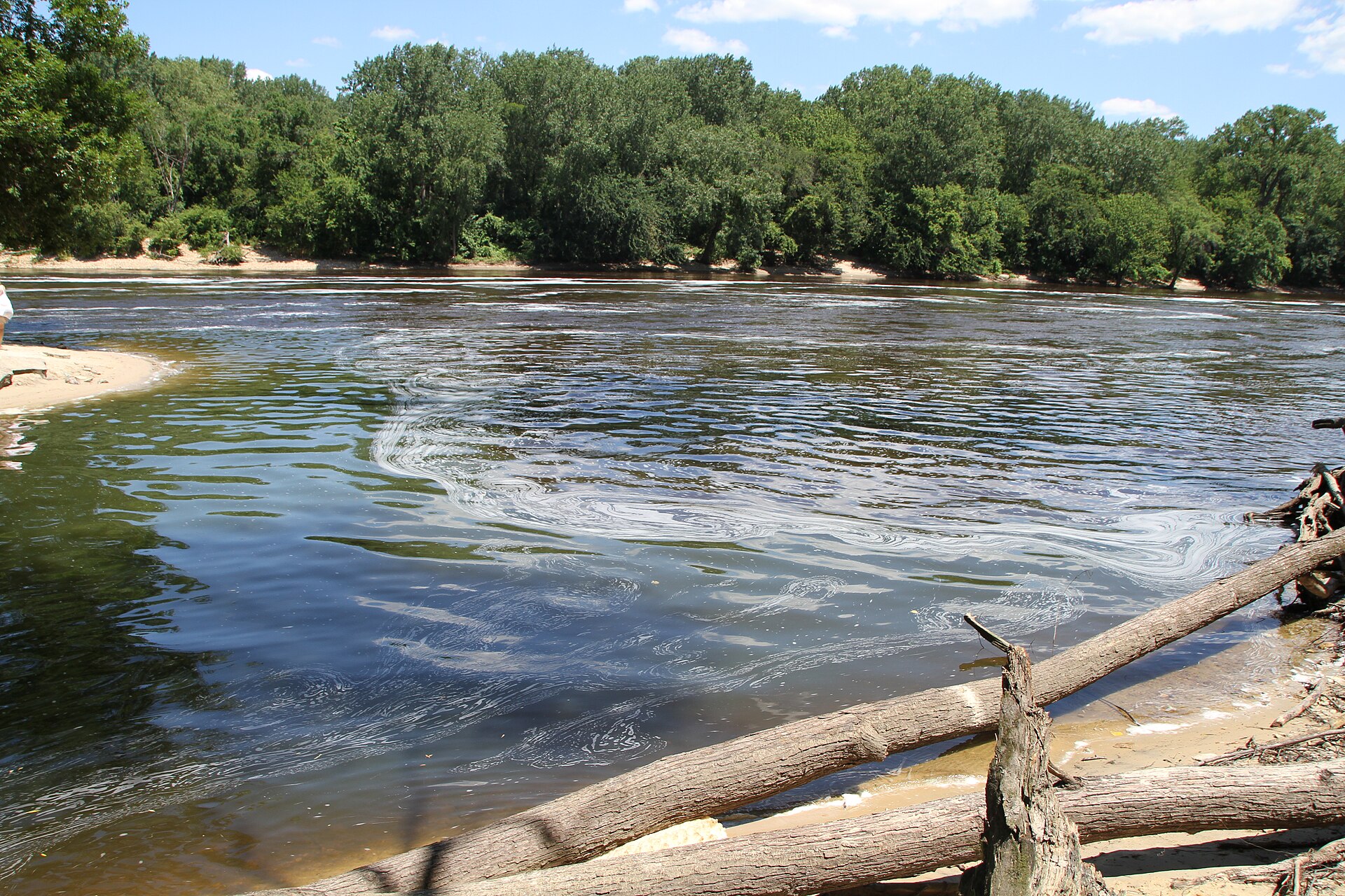 Mississippi River at the confluence with Minnehaha Creek near Minnehaha Regional Park.